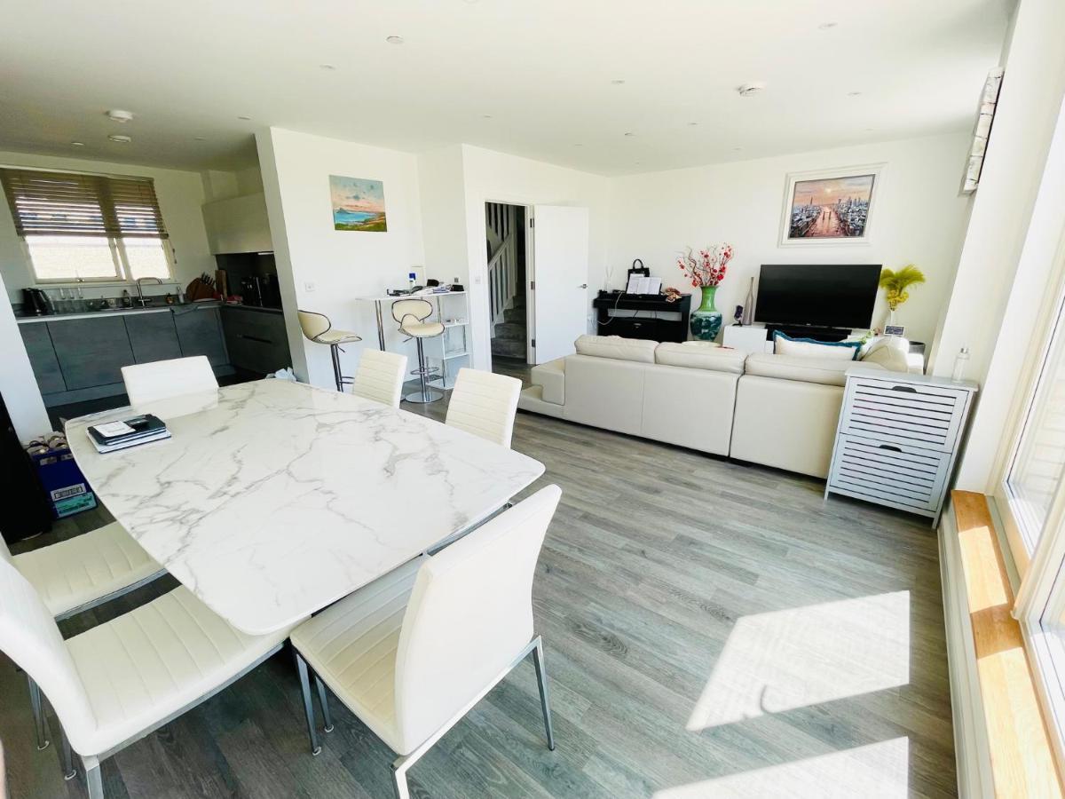 Appartement Modern Penthouse Flat With Free Indoor Parking Londres